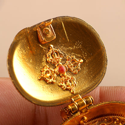 Colgante Gau de forma ovalada Mani Mantra