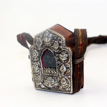 Vintage Eight Auspicious Classic Tibetan Gau Amulet