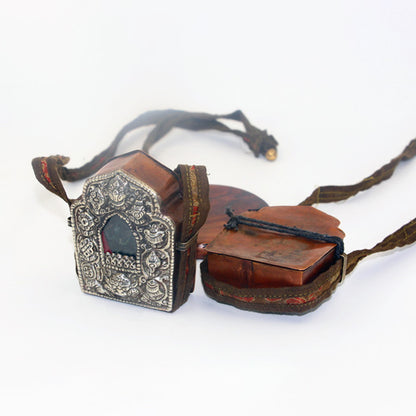 Vintage Eight Auspicious Classic Tibetan Gau Amulet