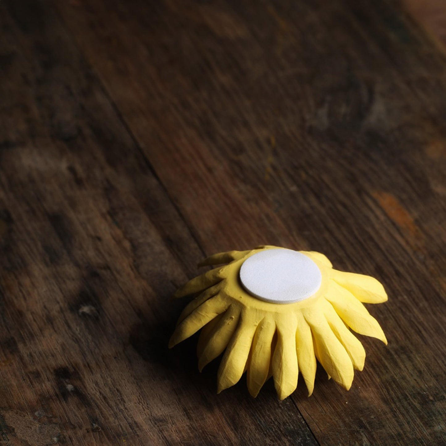 Yellow Chrysanthemum Flower Incense Holder