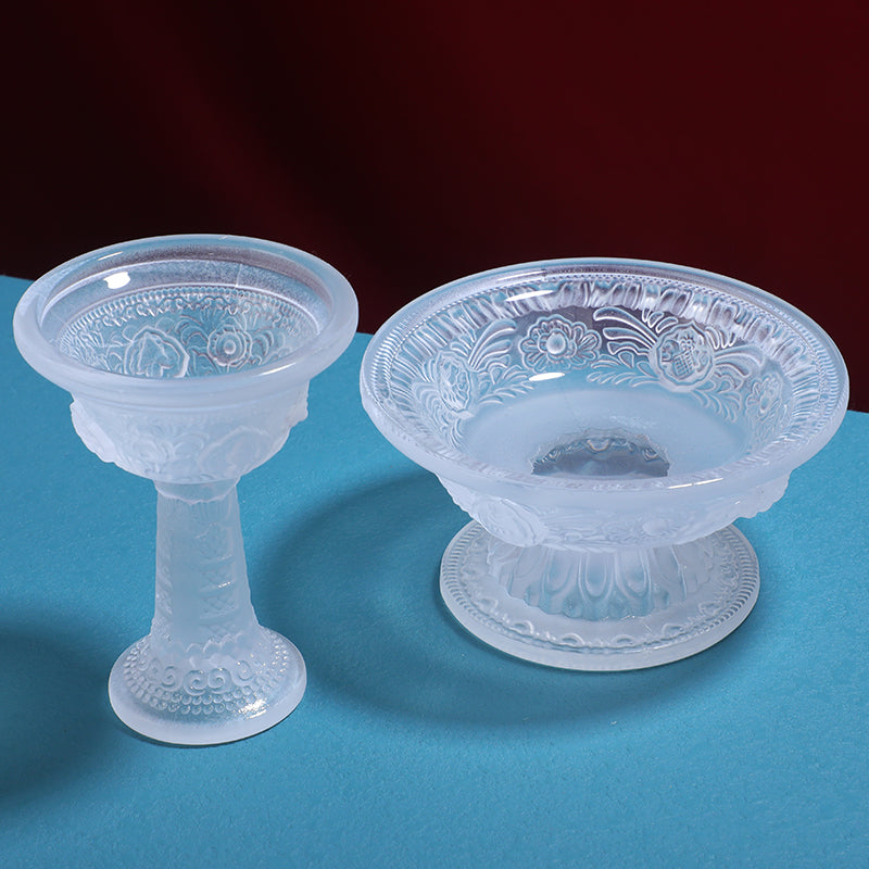 Acht glückverheißende Flachrelief-Opferbecher des Beschützers Serkyem